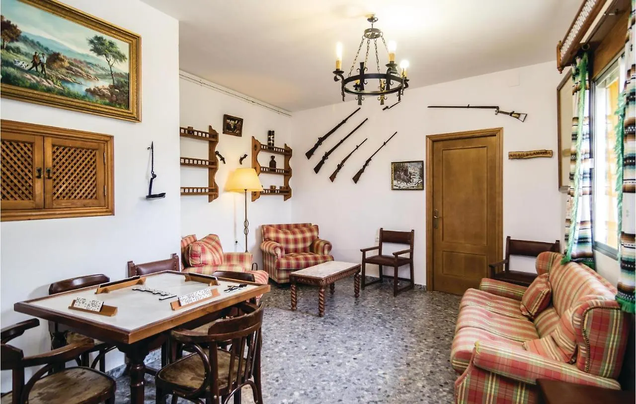 Awesome Home In Rute With Kitchen 0*,